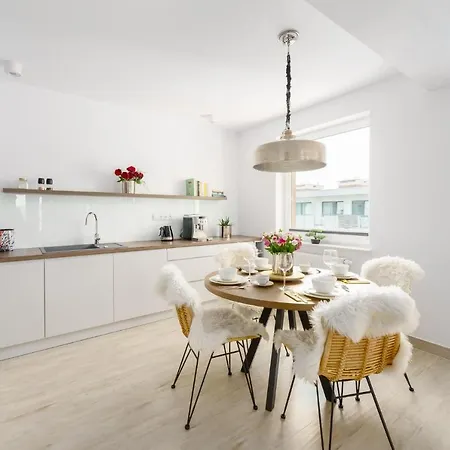 Lighthouse - Kasprowicza 100 아파트 *